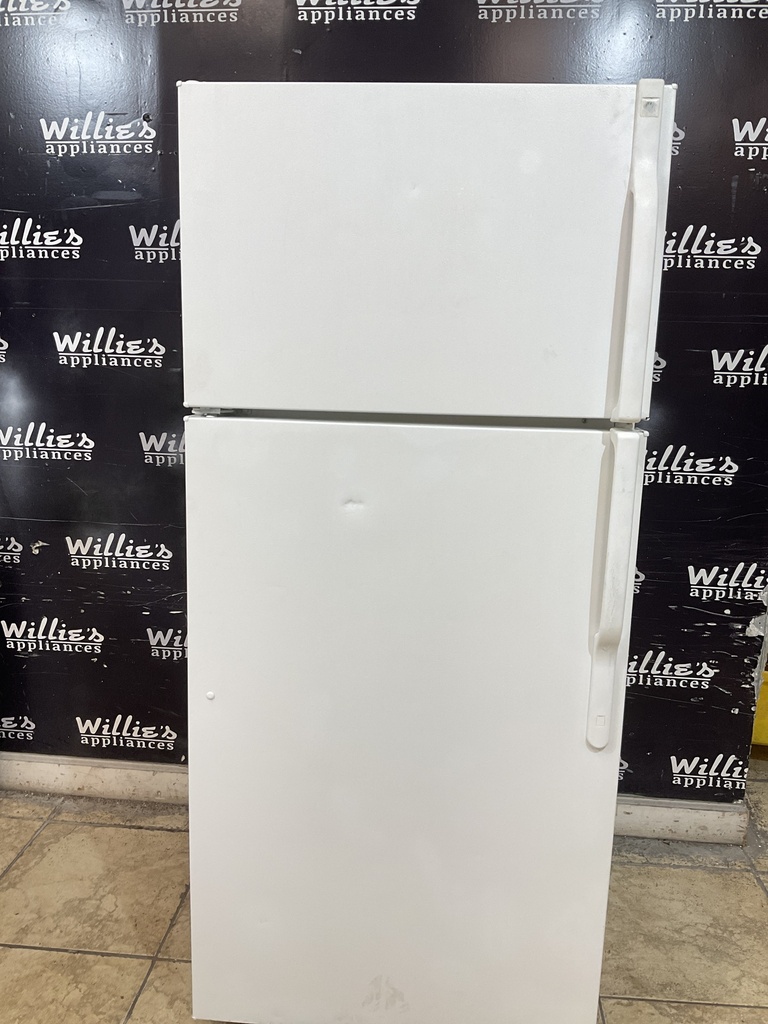 Ge Refrigerator Top and Bottom 28x64 1/2” (White) 
