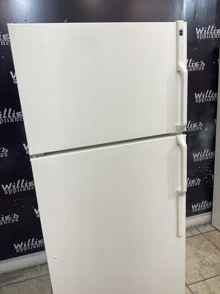 Hotpoint Refrigerator Top and Bottom 28x64 1/2” (Bisque) 