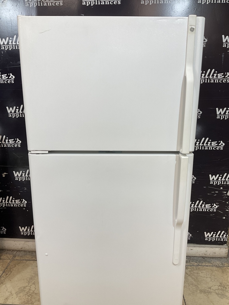 Ge Refrigerator Top and Bottom 30x66 (White) 