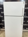 Hotpoint Refrigerator Top and Bottom 28x64 1/2” (White) 