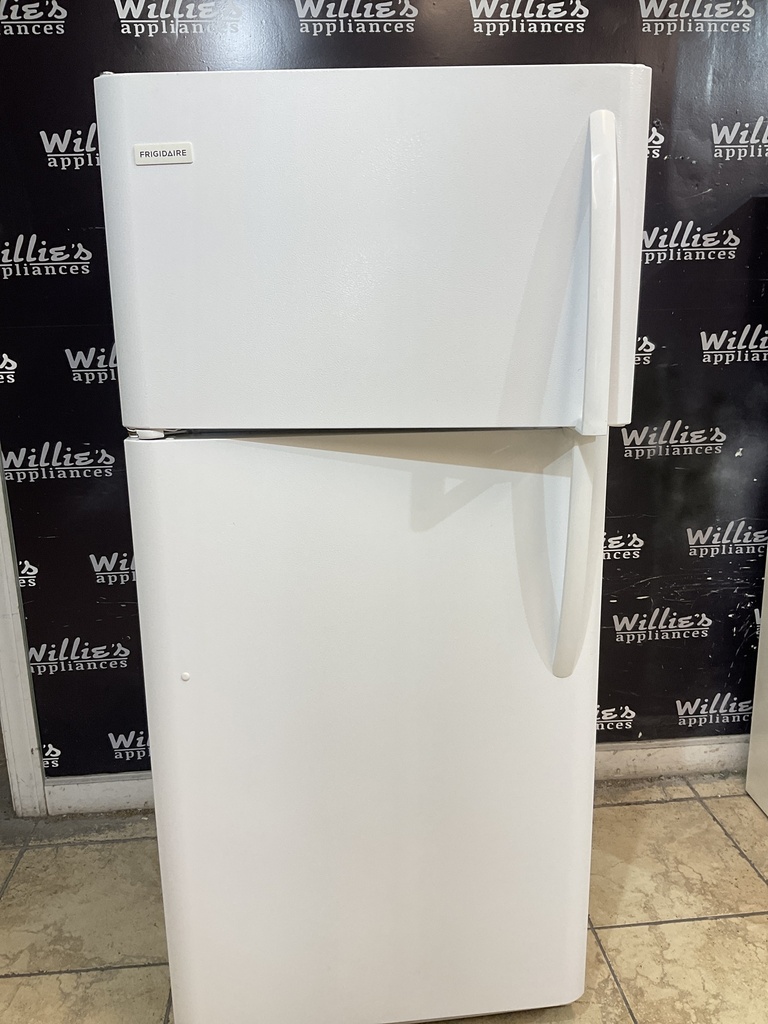 Frigidaire Refrigerator Top and Bottom 30x66 (White) 