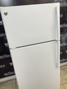 Ge Refrigerator Top and Bottom 28x64 1/2” (white) 