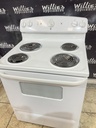 Ge Electric Stove 220volts (40/50 AMP) 30inches {no cord} (white) 