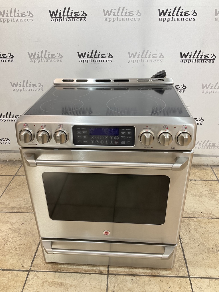 Ge Electric Stove 220volts (40/50 AMP) 30inches {4 prong} (Stainless Steel) 