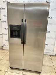 [84135] Frigidaire Used Refrigerator
