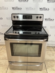 [85635] Frigidaire Used Electric Stove 220 volts (40/50 AMP)
