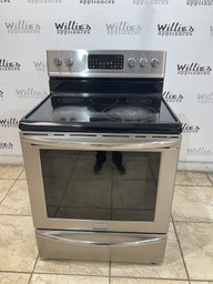 [86154] Frigidaire Used Electric Stove 220 volts (40/50AMP)