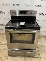 [86472] Frigidaire Used Electric Stove 220 volts (40/50 AMP)