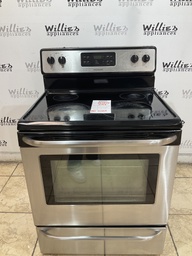 [87271] Frigidaire Used Electric Stove 220 volts(40/50 AMP) 30inches”