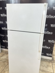 [87409] Ge Used Refrigerator Top and Bottom 28x64 1/2”