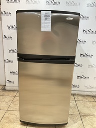 [87601] Whirlpool Used Refrigerator Top and Bottom 30x66”