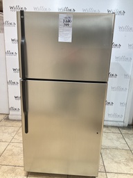 [87600] Ge Used Refrigerator Top and Bottom 33x67”
