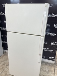 [87639] Ge Used Refrigerator Top and Bottom 28x64 1/2”