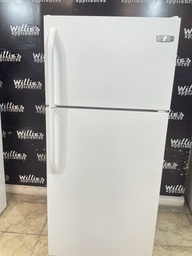 [88238] Frigidaire Used Refrigerator Top and Bottom 28x64 1/2”
