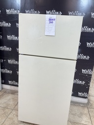 [88069] Hotpoint Used Refrigerator Top and Bottom 28x61 1/2”