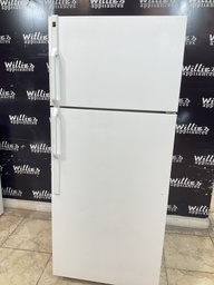 [88117] Hotpoint Used Refrigerator Top and Bottom 28x67”