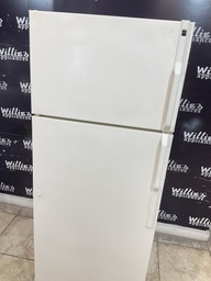 [88379] Hotpoint Used Refrigerator Top and Bottom 28x67