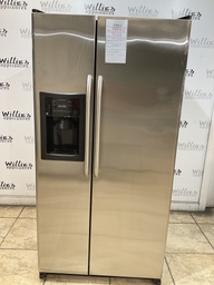 [88710] Ge Used Refrigerator Side by Side 34x66 1/2”