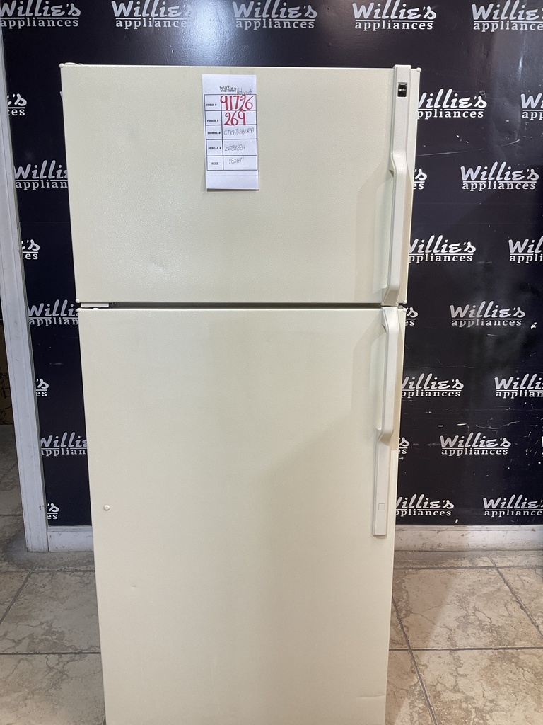 Hotpoint Used Refrigerator Top and Bottom 28x64 1/2”