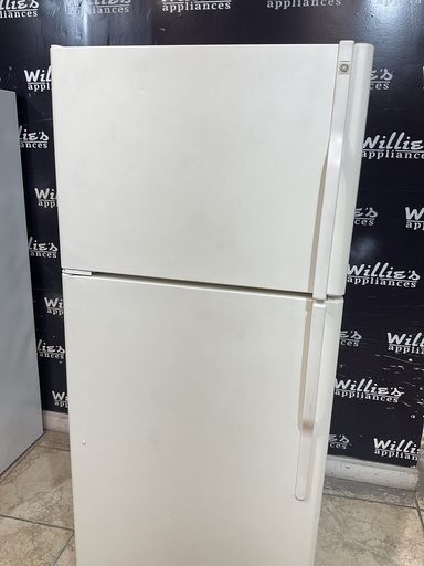 [91761] Ge Used Refrigerator Top and Bottom 30x66 1/2”