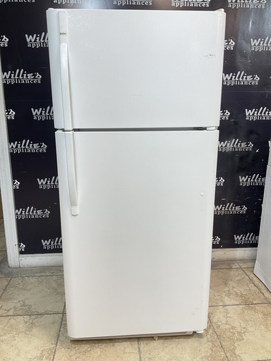 [93170] Kenmore Used Refrigerator Top and Bottom 30x65 1/2” 
