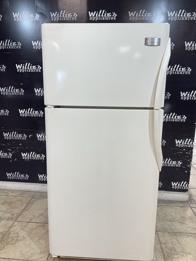 [93742] Frigidaire Used Refrigerator Top and Bottom 30x66
