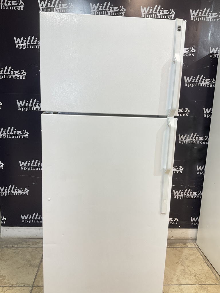 Hotpoint Used Refrigerator Top and Bottom 28x67 