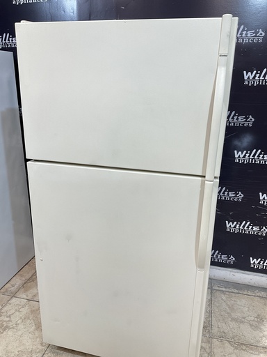 [94978] Kenmore Used Refrigerator Top and Bottom 33x65 1/2” 