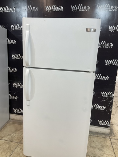 [95514] Frigidaire Used Refrigerator Top and Bottom 30x65 1/2” 