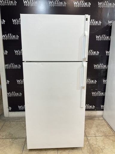 [96276] Hotpoint Used Refrigerator Top and Bottom 28x64 1/2” 
