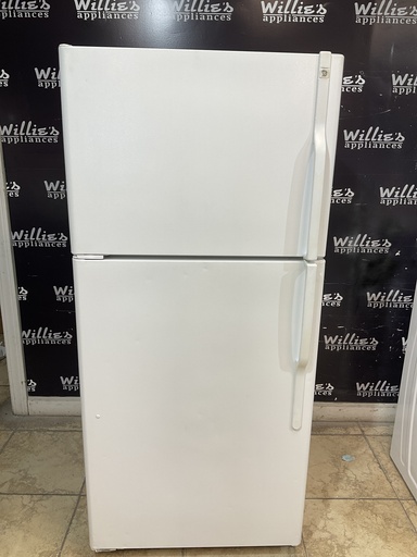 [96310] Ge Used Refrigerator Top and Bottom 30x66