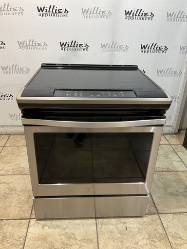 [96360] Whirlpool Used Electric Stove 220volts (40/50 AMP) 30inches { no cord} 