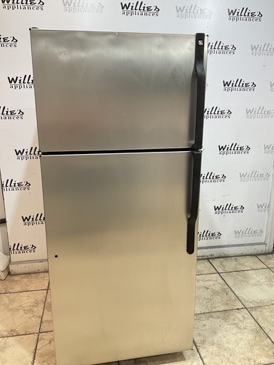 [96582] Ge Used Refrigerator Top and Bottom 28x64 1/2