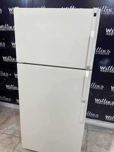 [96806] Hotpoint Used Refrigerator Top and Bottom 28x64 1/2” 