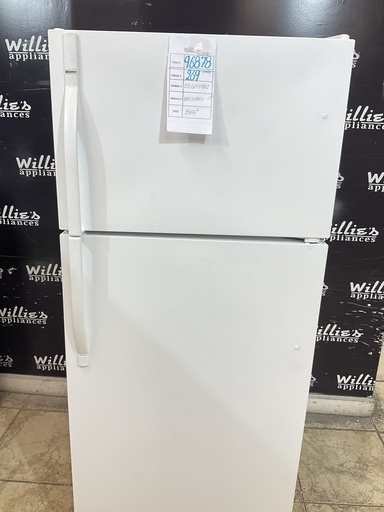 [96878] Kenmore Used Refrigerator Top and Bottom 28x64 1/2”