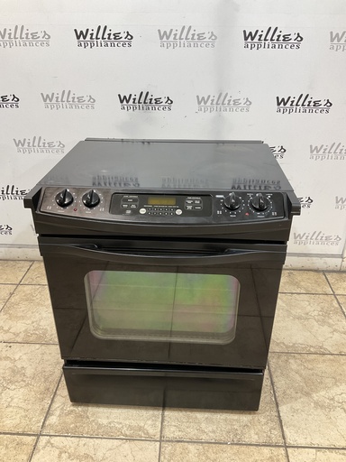[96909] Ge Used Electric Stove 220volts (40/50 AMP) 30inches {3 prong} (Black) 