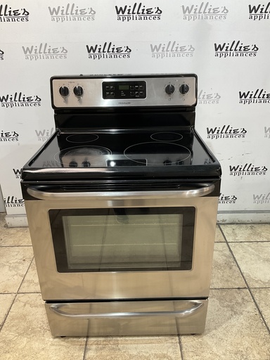 [96913] Frigidaire Used Electric Stove 220volts (40/50 AMP) 30inches {no cord} (Stainless Steel)