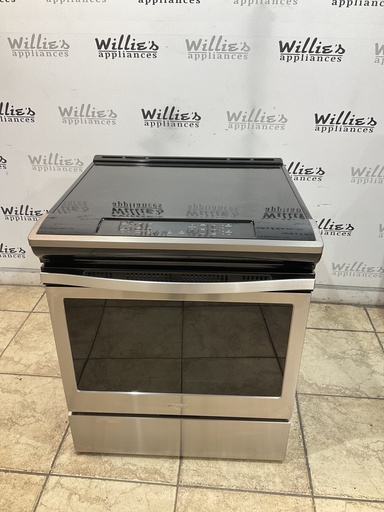 [97161] Whirlpool Used Electric Stove 220volts(40/50 AMP) 30inches {4 prong} (Stainless Steel)