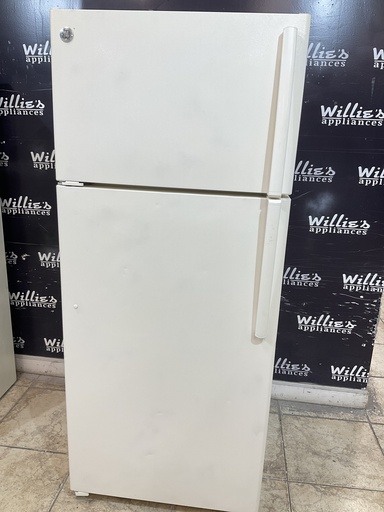 [96947] Ge Used Refrigerator Top and Bottom 28x67 (Bisque)
