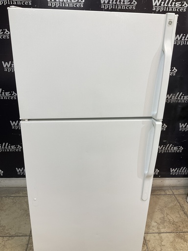 [97158] Ge Used Refrigerator Top and Bottom 28x61 1/2” (White) 