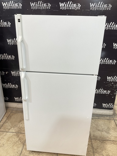 [97168] Hotpoint Used Refrigerator Top and Bottom 28x 61 1/2” 