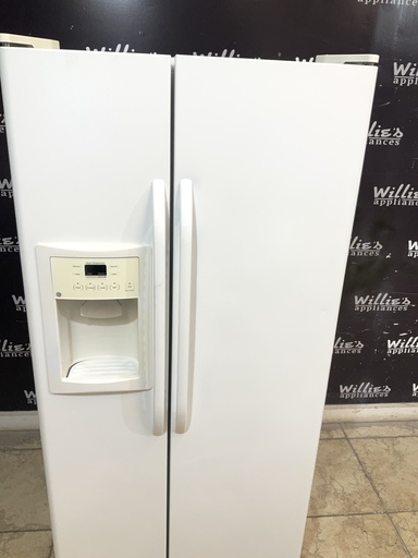 [97197] Ge Used Refrigerator Side by Side 32x66 1/2” (White)