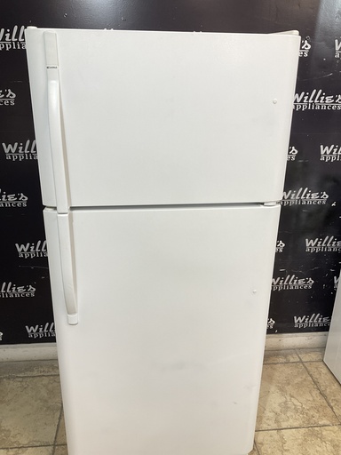 [97227] Kenmore Used Refrigerator Top and Bottom 30x65 Top and Bottom 30x65 1/2” (White)