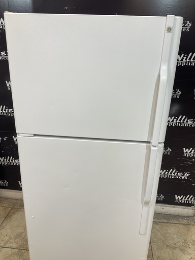 [97212] Ge Used Refrigerator Top and Bottom 30x66 1/2” 