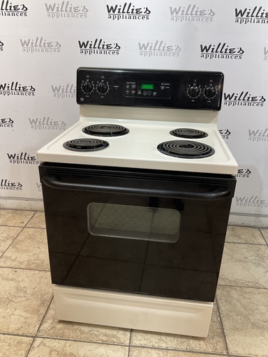 [97258] Ge Used Electric Stove 220volts (40/50 AMP) 30inches {3 prong} (Bisque/Black)