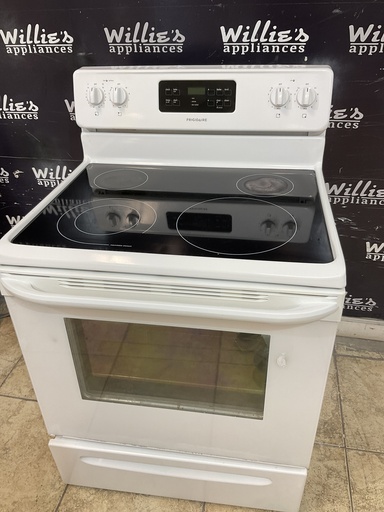 [97282] Frigidaire Used Electric Stove 220volts (40/50 AMP) 30inches {no cord} (White)