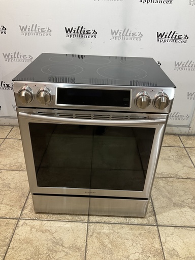 [97292] Samsung Used Electric Stove 220volts (40/50 AMP) 30inches {no cord} (Stainless steel) 