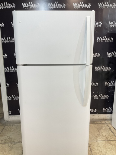 [97375] Frigidaire Used Refrigerator Top and Bottom 30x65 1/2” 