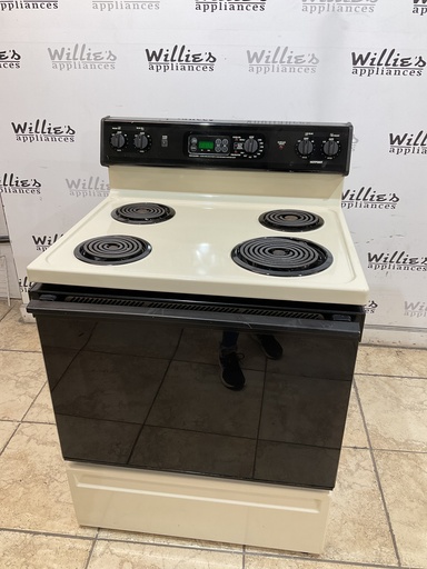 [97438] Hotpoint Used Electric Stove 220volts (40/50 AMP) 30inches {no cord} (Bisque/Black)