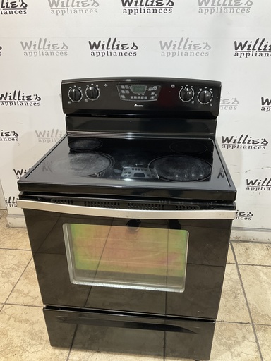 [97424] Amana Used Electric Stove 220volts. (40/50 AMP) 30inches {3 prong} (Black)